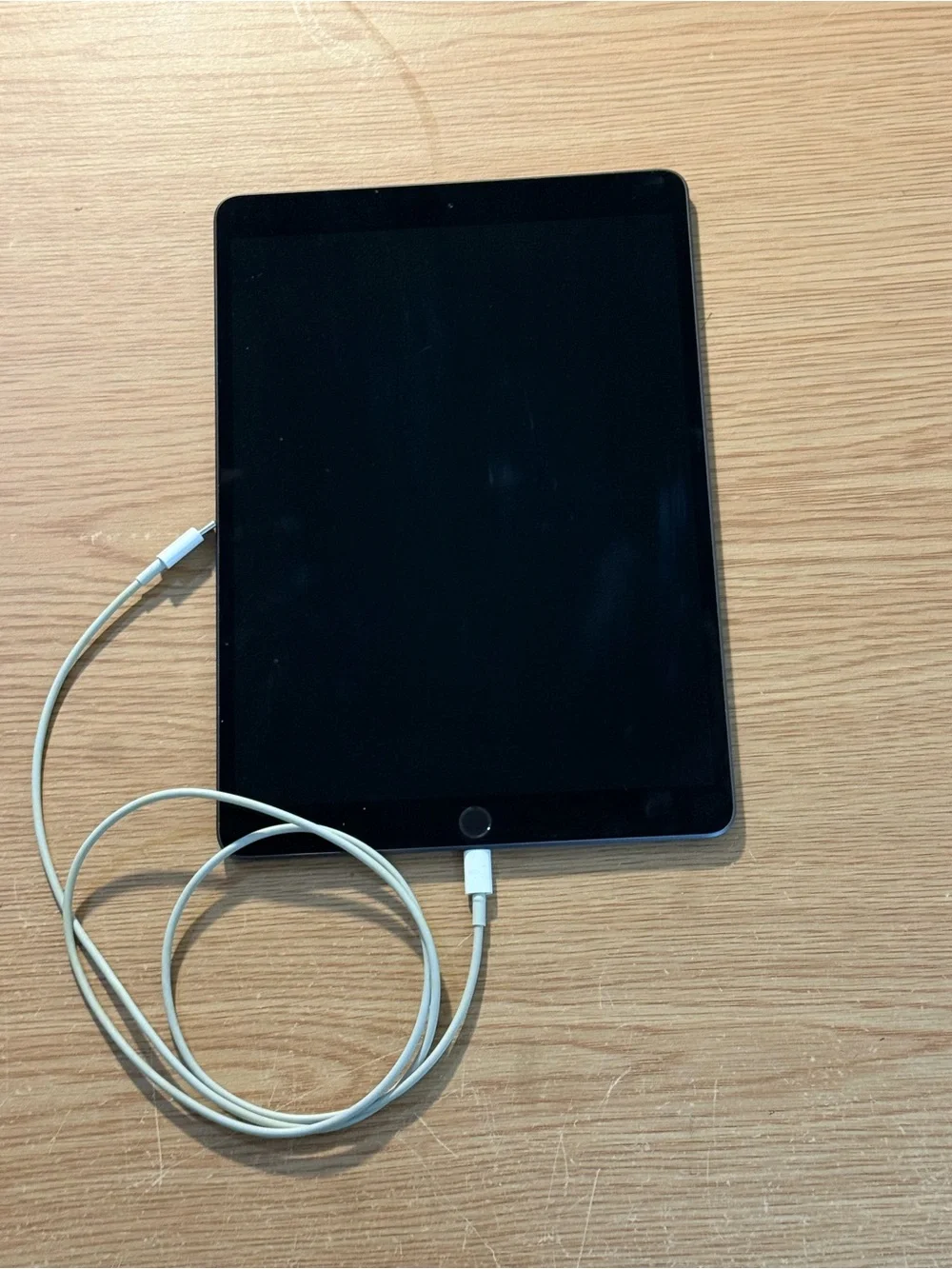 iPad Air 3 (64GB Wi-Fi) + Apple Pencil (Read Description)
